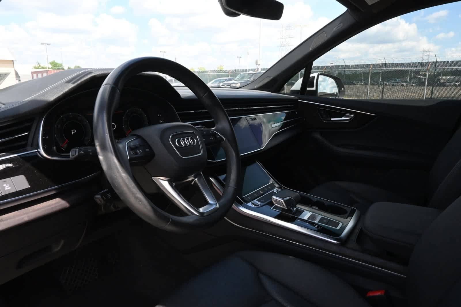 Used 2024 Audi Q7 2.0T Premium Plus w/ Premium Plus Package AWD/4WD image 12