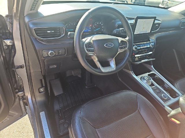 Used 2022 Ford Explorer Limited AWD/4WD image 22