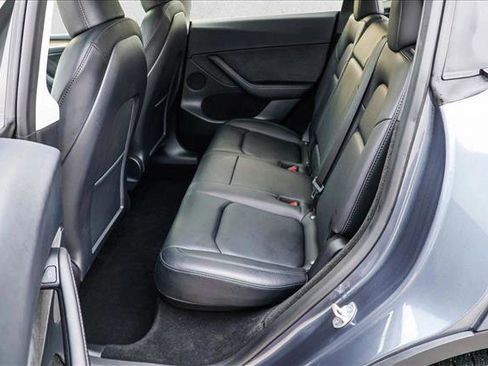 Used 2023 Tesla Model Y Long Range image 25