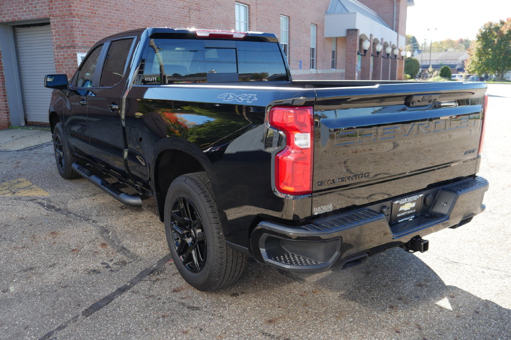 New 2026 Chevrolet Silverado 1500 RST w/ Dark Appearance Package AWD/4WD image 5