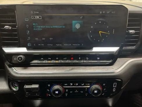 Used 2023 Chevrolet Silverado 1500 LTZ w/ LTZ Convenience Package II image 17