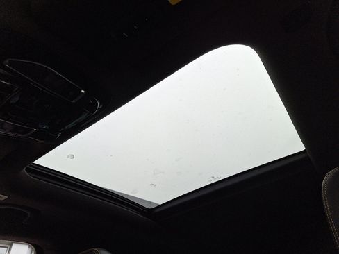 Used 2023 Maserati Grecale Modena image 16