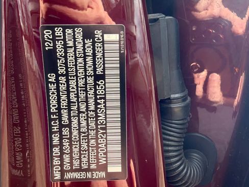 Used 2021 Porsche Taycan 4S image 18