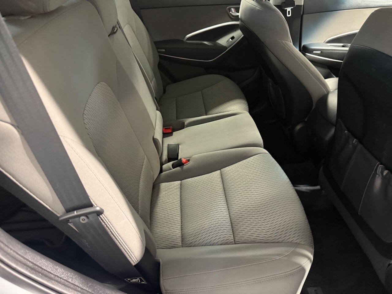 Used 2017 Hyundai Santa Fe Sport AWD/4WD image 11
