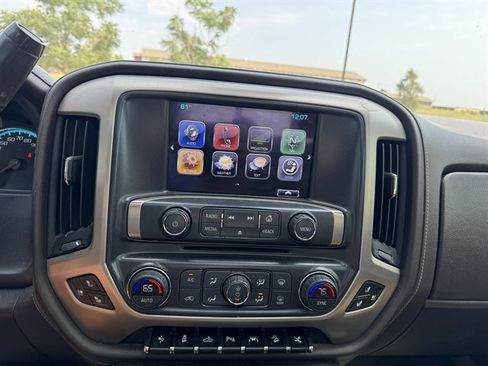 Used 2018 GMC Sierra 1500 Denali w/ Denali Ultimate Package AWD/4WD image 10