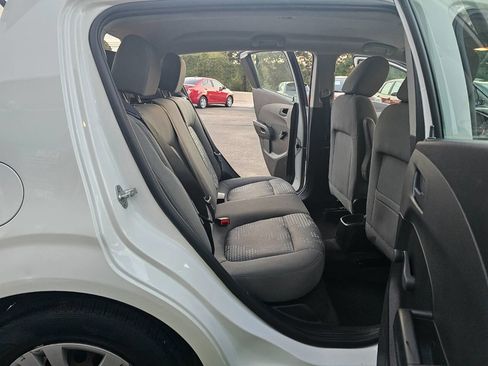 Used 2017 Chevrolet Sonic LT image 18