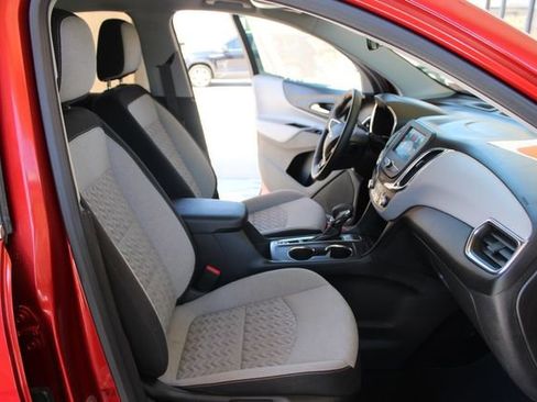 Used 2024 Chevrolet Equinox LT image 25