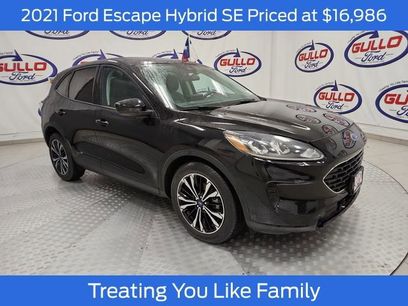 Used 2021 Ford Escape SE w/ SE Sport Appearance Package