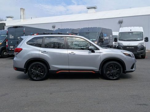 Used 2023 Subaru Forester Sport image 2