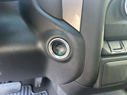 Used 2025 Chevrolet Silverado 1500 Custom Trail Boss w/ LPO, Dark Essentials Package image 26