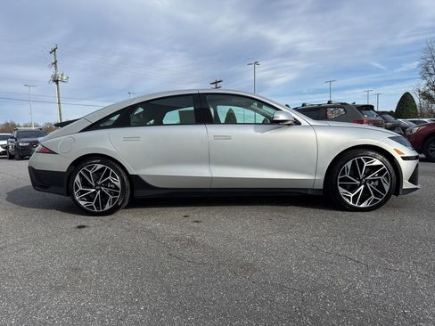 Used 2025 Hyundai Ioniq 6 Limited image 8