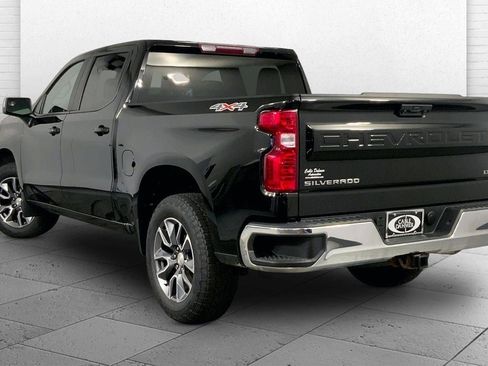Used 2023 Chevrolet Silverado 1500 LT AWD/4WD image 11