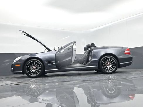 Used 2009 Mercedes-Benz SL 550 w/ Premium I Pkg image 72