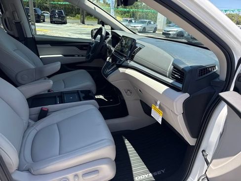 New 2026 Honda Odyssey EX-L image 18