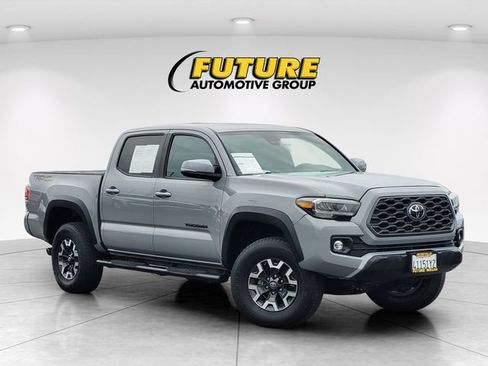 Used 2020 Toyota Tacoma TRD Off-Road w/ TRD Premium Off Road Package RWD image 1