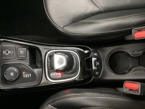 Used 2021 Jeep Compass Limited w/ Sun and Sound Group image 20