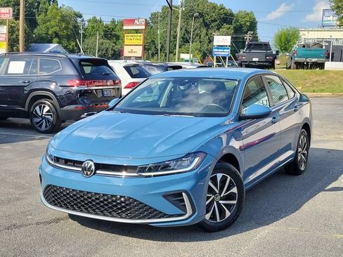 Used 2025 Volkswagen Jetta S FWD image 37