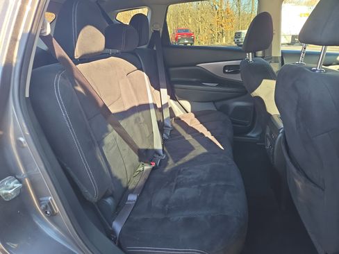 Used 2019 Nissan Murano SV image 28