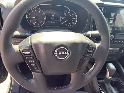 New 2026 Nissan Frontier SV AWD/4WD image 17