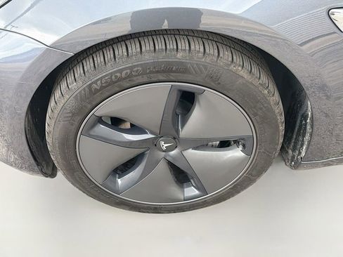 Used 2020 Tesla Model 3 Standard Range Plus RWD image 31