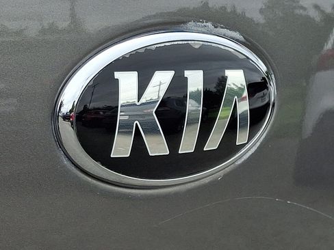 Used 2016 Kia Soul FWD image 28