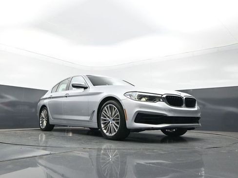 Used 2020 BMW 540i xDrive w/ Executive Package AWD/4WD image 27