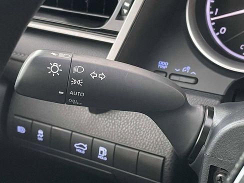 Used 2023 Toyota Camry LE image 22