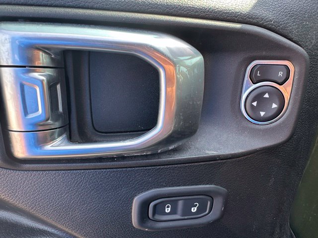 Used 2022 Jeep Wrangler Unlimited Sport AWD/4WD image 17