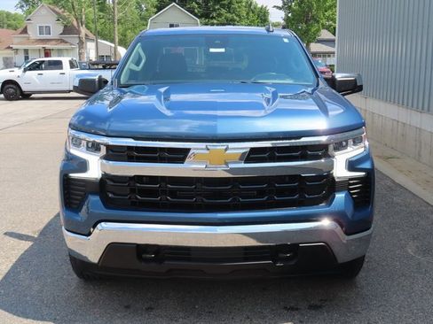 Used 2024 Chevrolet Silverado 1500 LT image 11