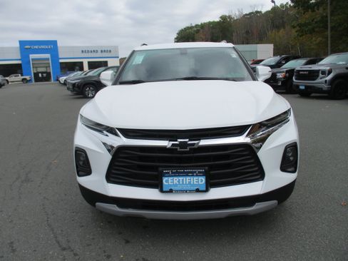 Used 2019 Chevrolet Blazer LT image 2