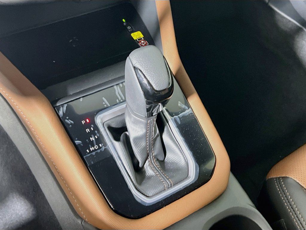 Certified 2025 Subaru Forester Touring w/ Popular Package - Touring AWD/4WD image 15