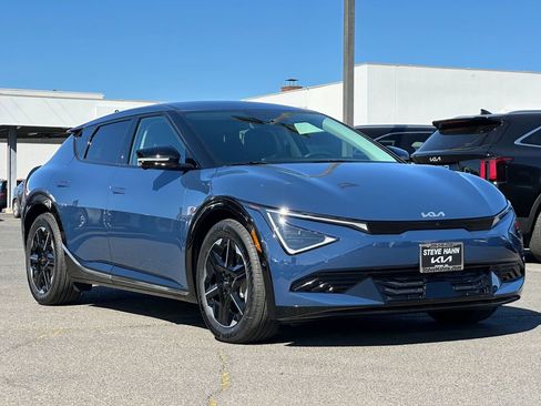 New 2025 Kia EV6 Wind image 7
