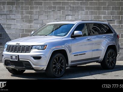 Used 2018 Jeep Grand Cherokee Altitude