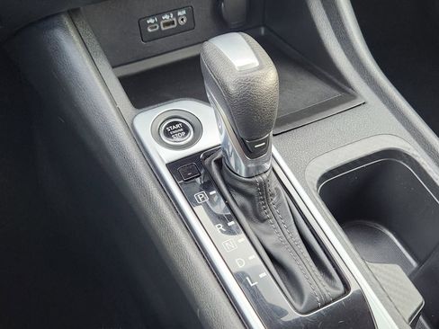 Used 2023 Nissan Sentra SV image 25