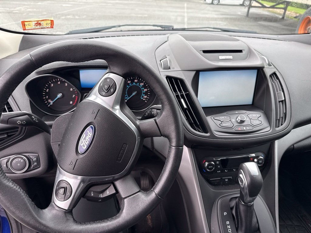 Used 2015 Ford Escape SE AWD/4WD image 12