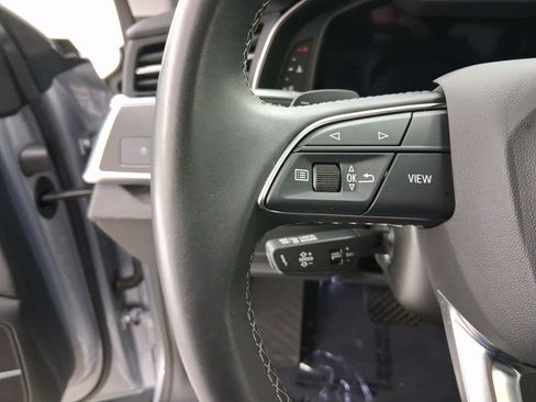 Used 2022 Audi Q8 Premium Plus image 15