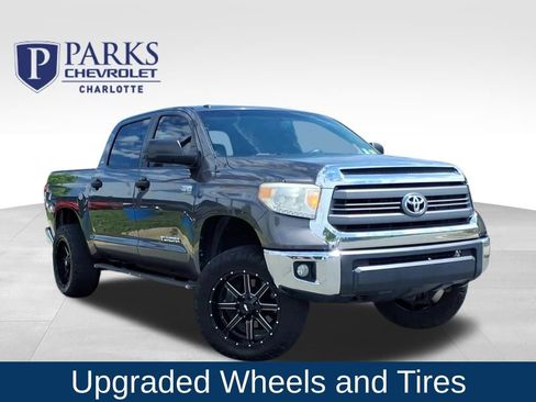 Used 2015 Toyota Tundra SR5 w/ SR5 Upgrade Package image 1