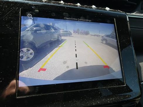 Used 2024 Jeep Grand Cherokee Altitude AWD/4WD image 11