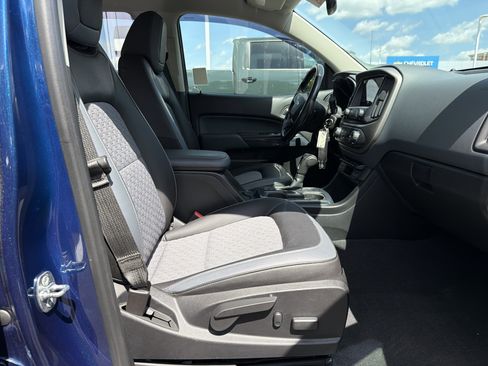 Used 2019 Chevrolet Colorado Z71 image 32