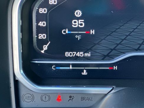 Used 2024 GMC Sierra 3500 Denali w/ Denali Reserve Package image 38