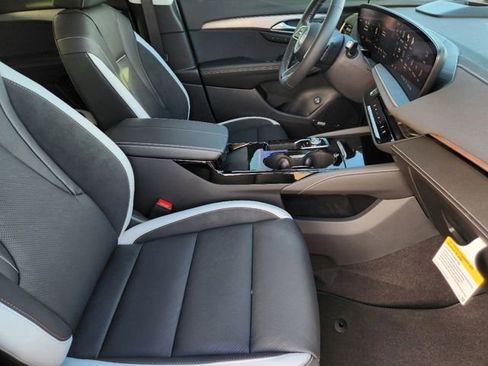 New 2025 Buick Envision Sport Touring image 11