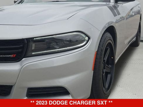 Used 2023 Dodge Charger SXT RWD image 10