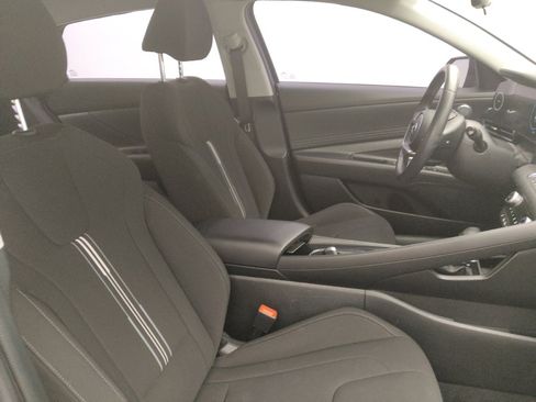 Used 2023 Hyundai Elantra SEL w/ Convenience Package FWD image 21