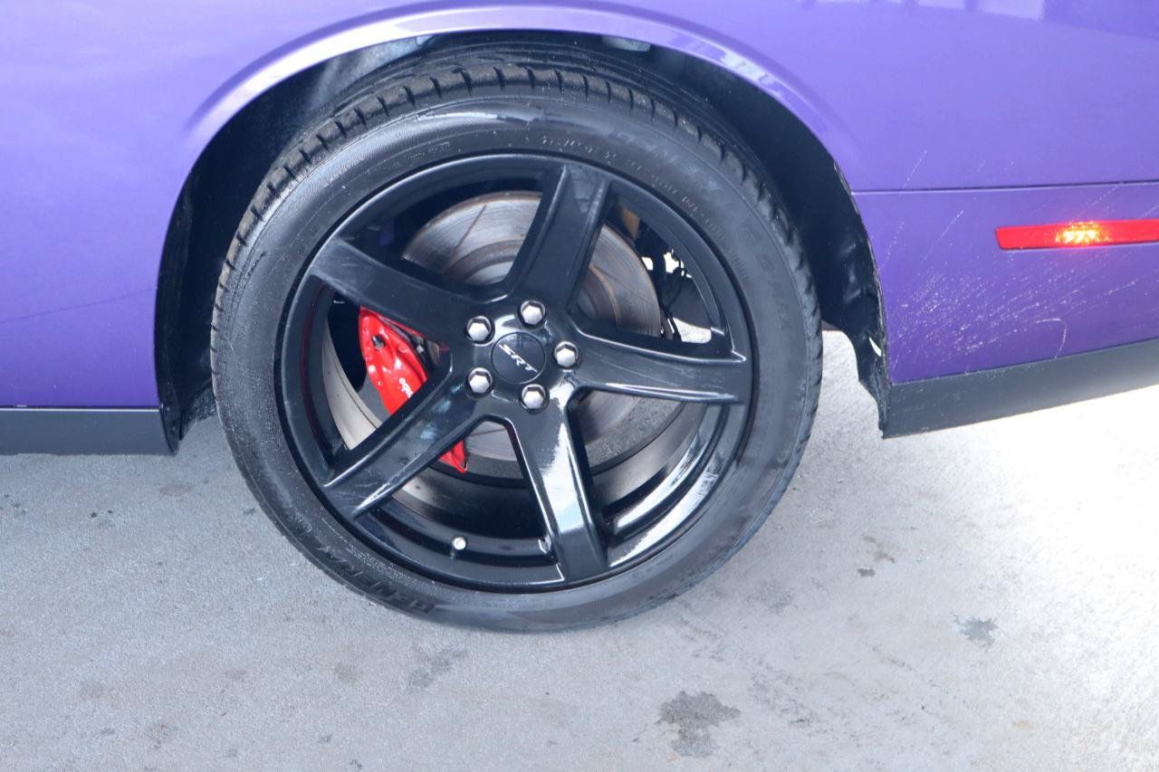 Used 2018 Dodge Challenger SRT w/ Technology Group RWD image 11