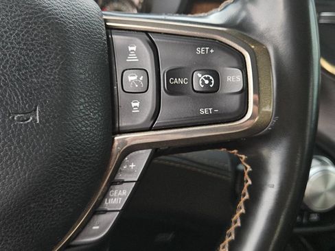 Used 2021 RAM 1500 Limited AWD/4WD image 17