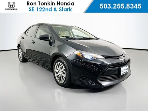 Used 2019 Toyota Corolla LE FWD image 1
