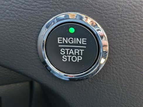 Certified 2024 Ford Edge SEL w/ Convenience Package image 33