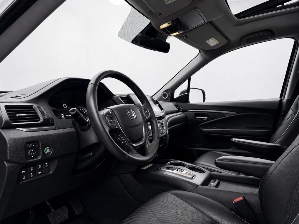 Used 2023 Honda Ridgeline RTL-E image 13