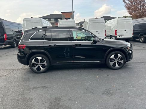 New 2026 Mercedes-Benz GLB 250 image 8