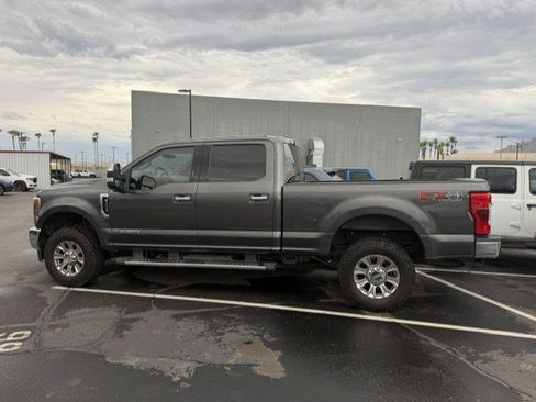 Used 2019 Ford F250 XLT w/ XLT Premium Package AWD/4WD image 3
